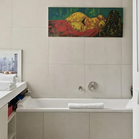Veeve - Grenelle Aspect Apartment
